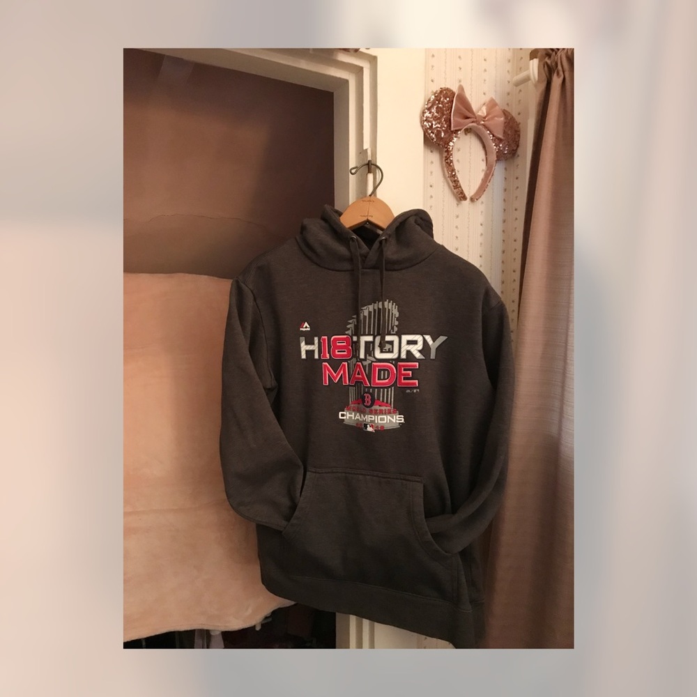 Men’s Sweatshirt Red Sox World Series 2018 // Med